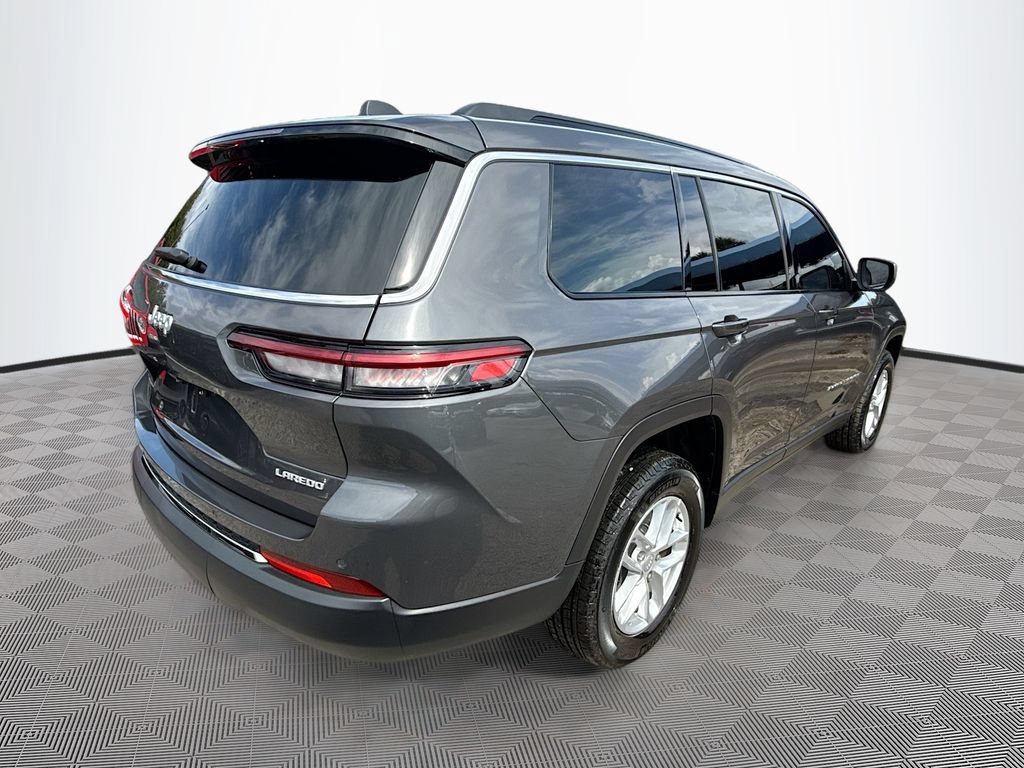 Used 2025 Jeep Grand Cherokee L Laredo RWD image 6