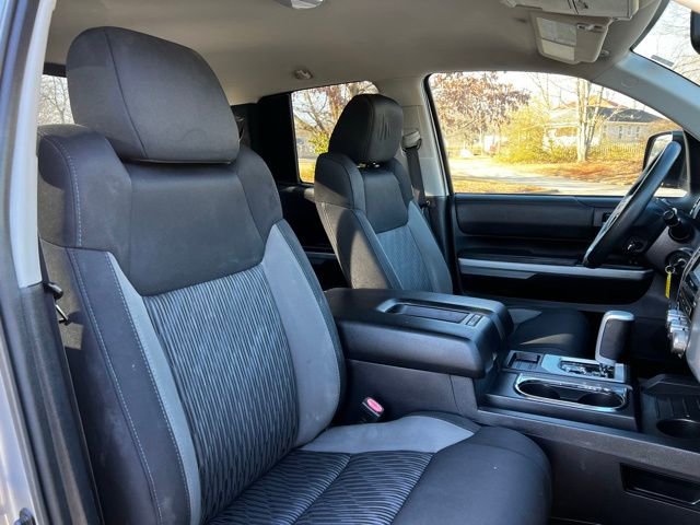 Used 2017 Toyota Tundra SR5 w/ SR5 Upgrade Package image 24