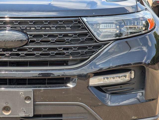 Used 2020 Ford Explorer XLT w/ Equipment Group 202A AWD/4WD image 9
