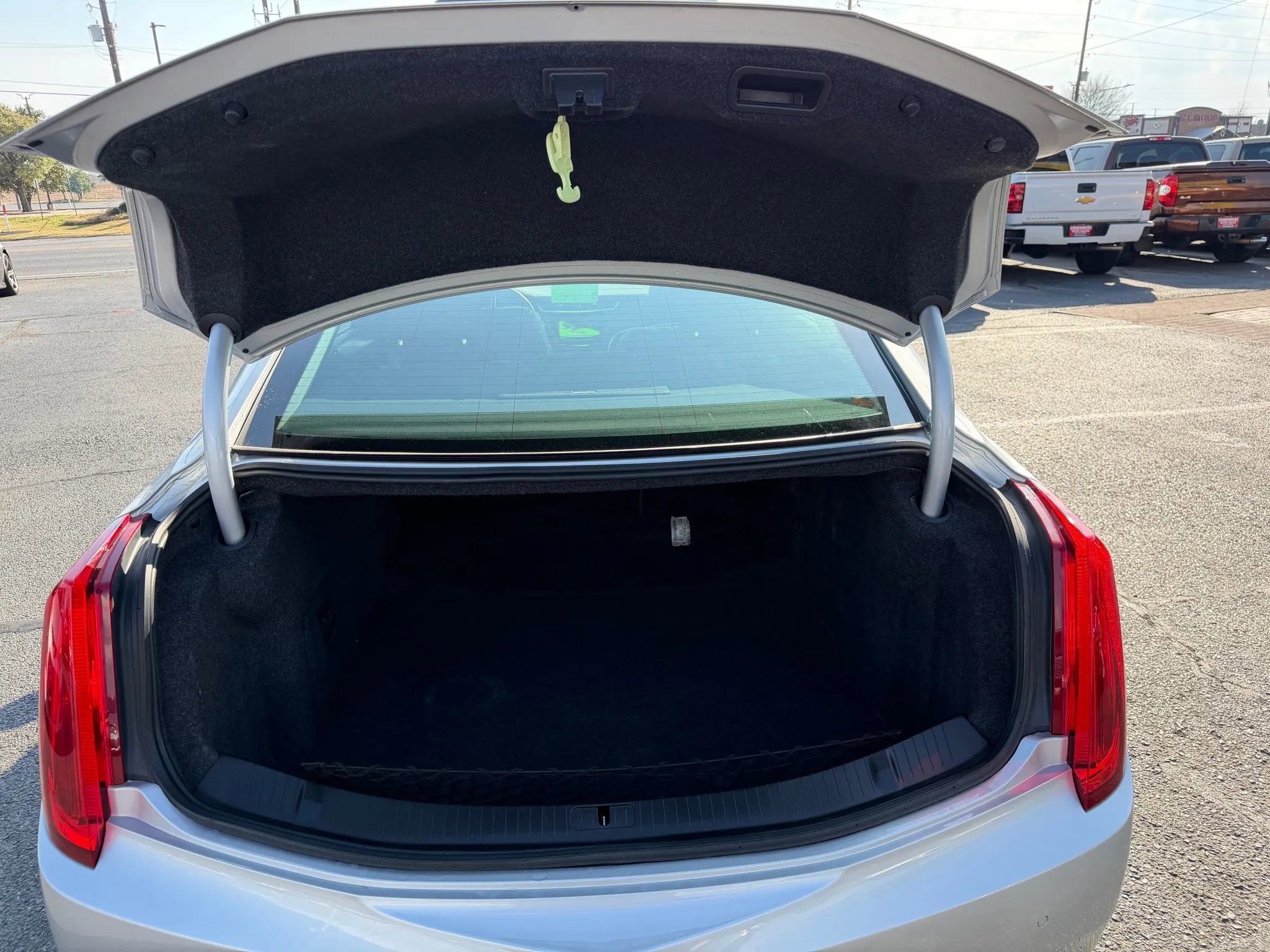 Used 2015 Cadillac XTS Luxury FWD image 22