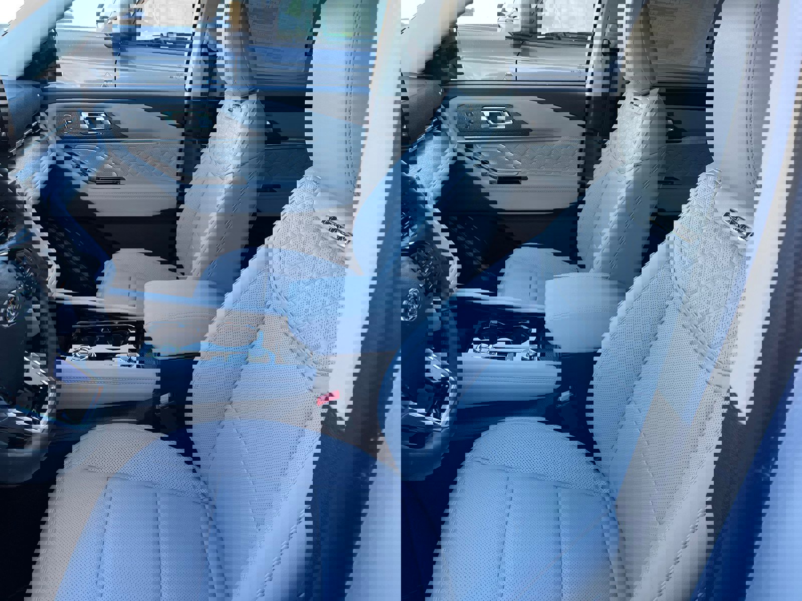 New 2026 Ford Explorer Platinum w/ LUX Leather Package image 18