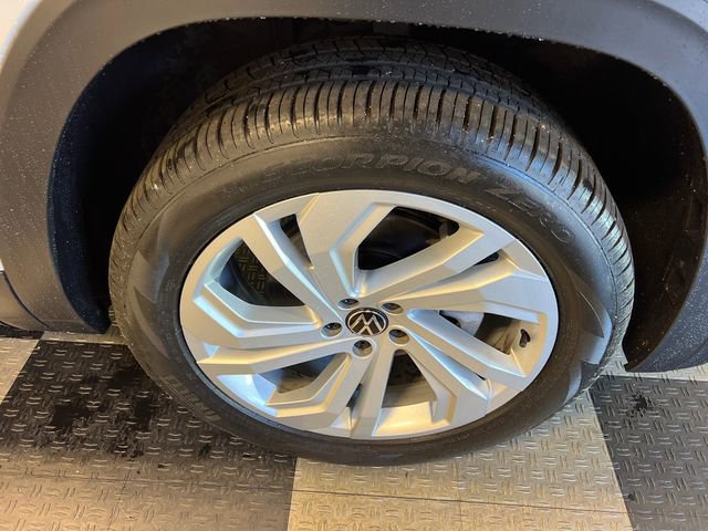 Used 2021 Volkswagen Atlas Cross Sport SEL FWD image 10