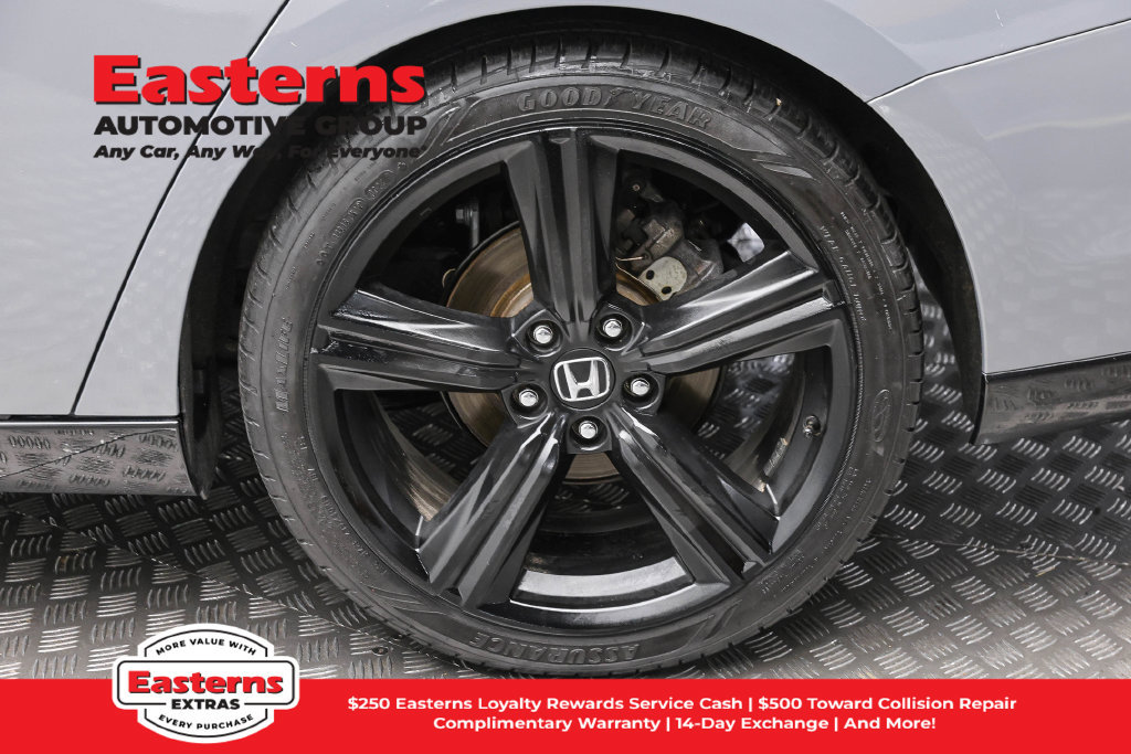 Used 2024 Honda Accord Sport image 9