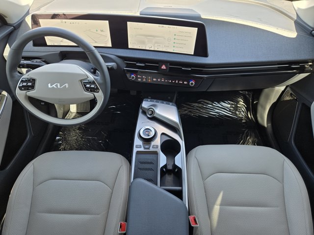 Certified 2023 Kia EV6 Wind AWD/4WD image 26