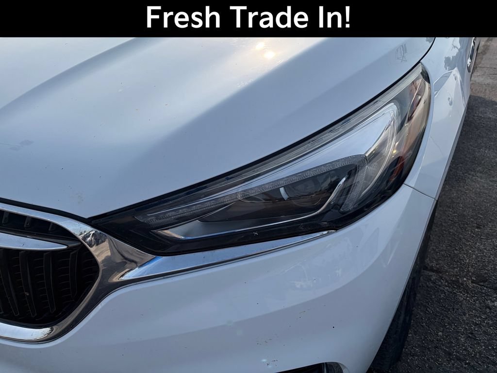 Used 2018 Buick Enclave Essence FWD image 4