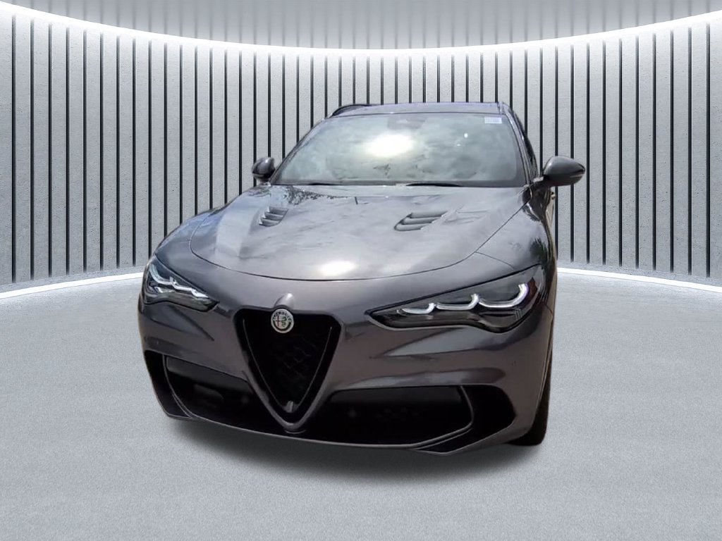 Used 2024 Alfa Romeo Stelvio Quadrifoglio AWD/4WD image 21