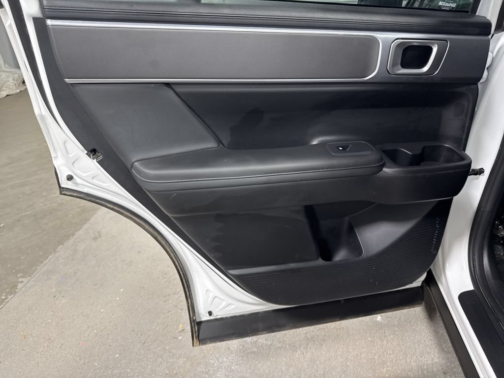 Used 2026 Hyundai Santa Fe SEL FWD image 16