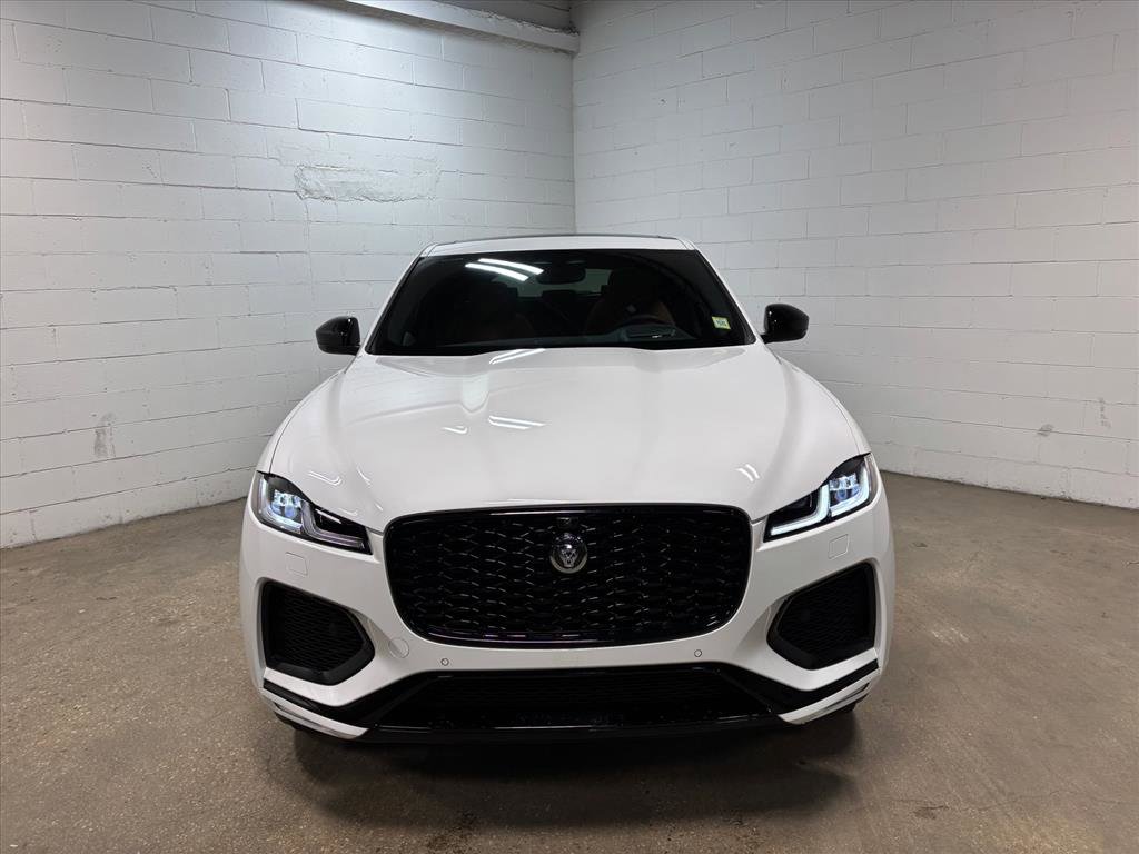 New 2026 Jaguar F-PACE R-Dynamic S image 3