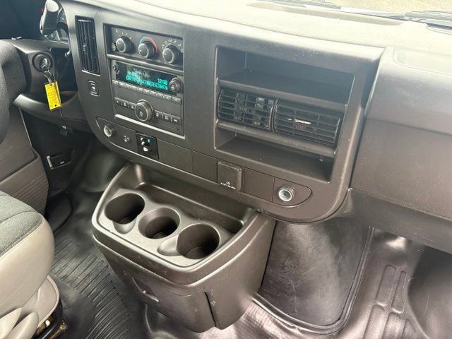 Used 2025 GMC Savana 2500 w/ Driver Convenience Package RWD image 21
