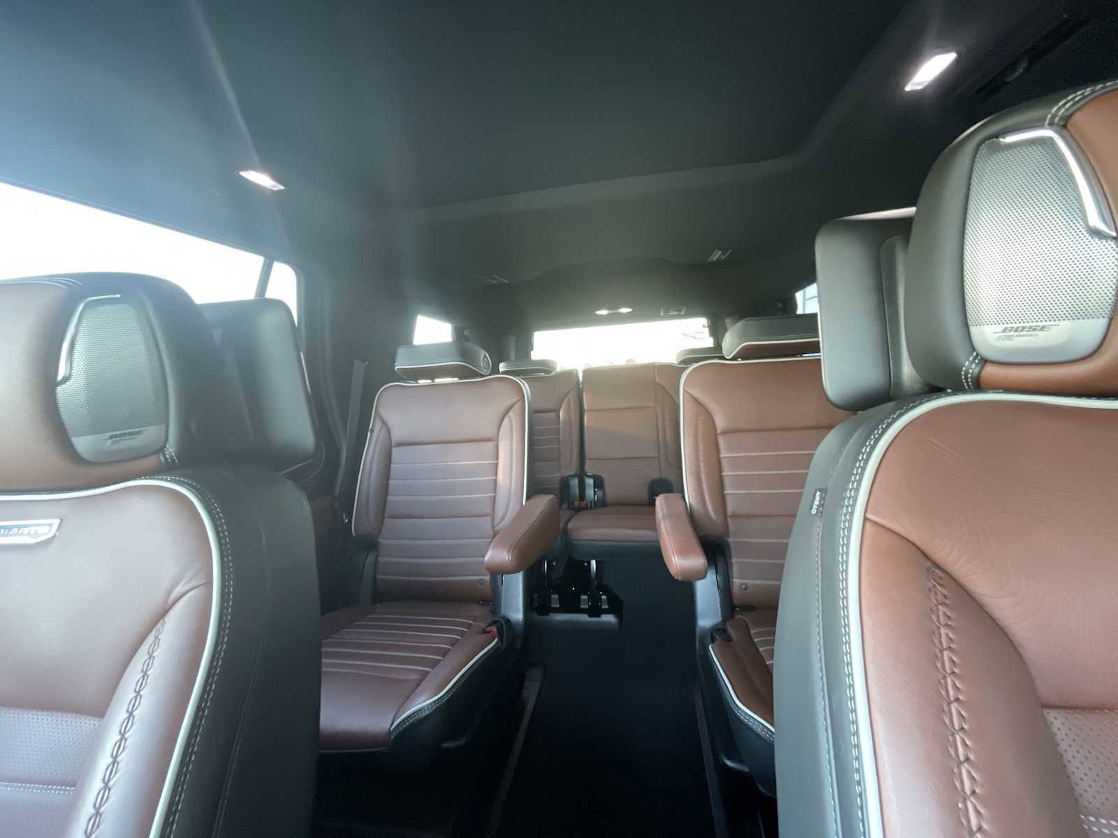 Used 2024 GMC Yukon Denali Ultimate image 21