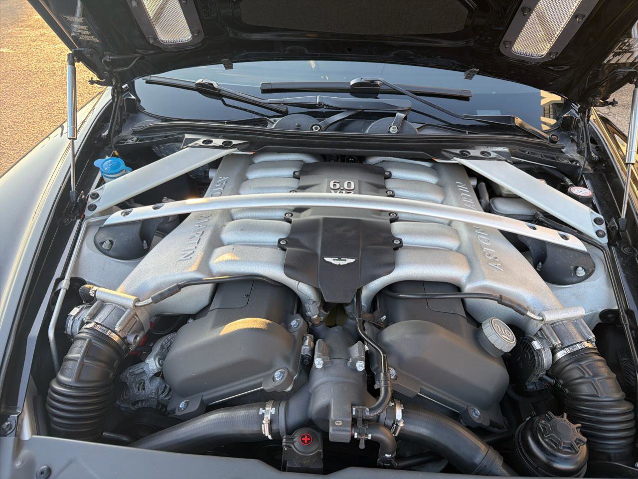 Used 2006 Aston Martin DB9 Coupe image 32