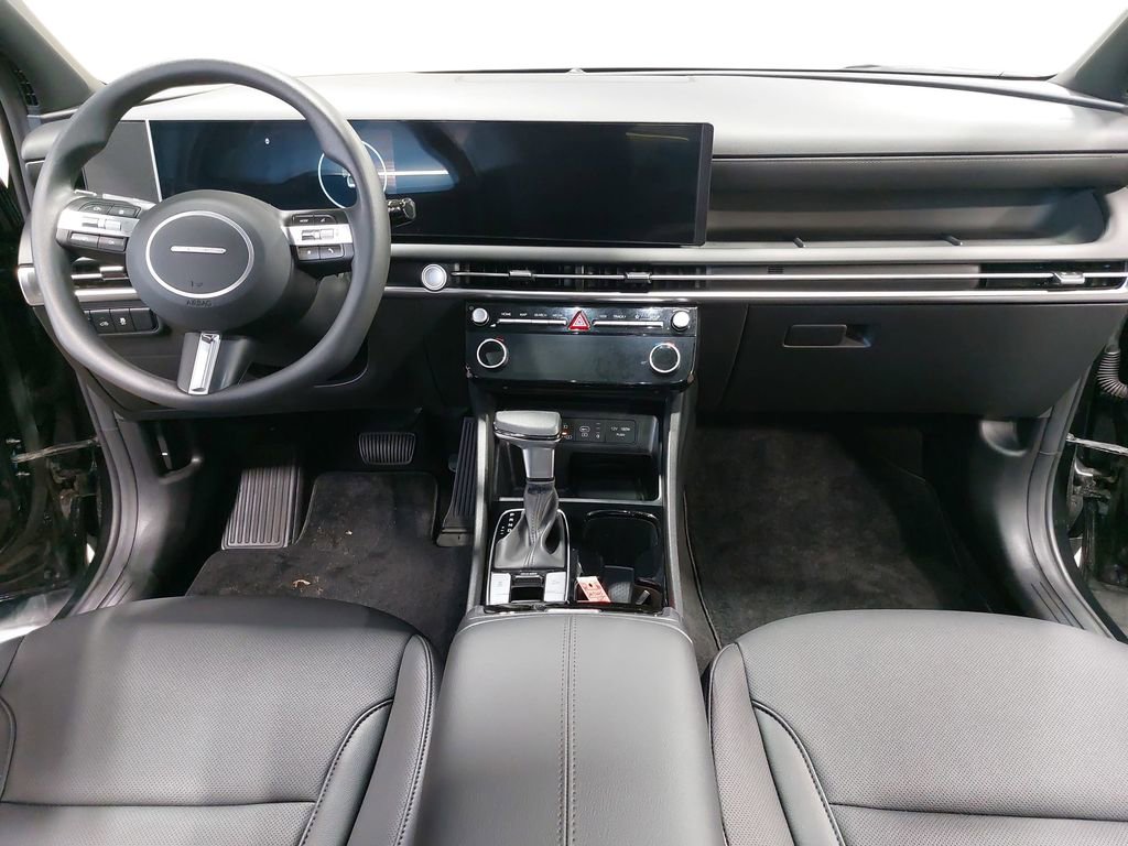 Certified 2025 Hyundai Santa Cruz SEL image 9