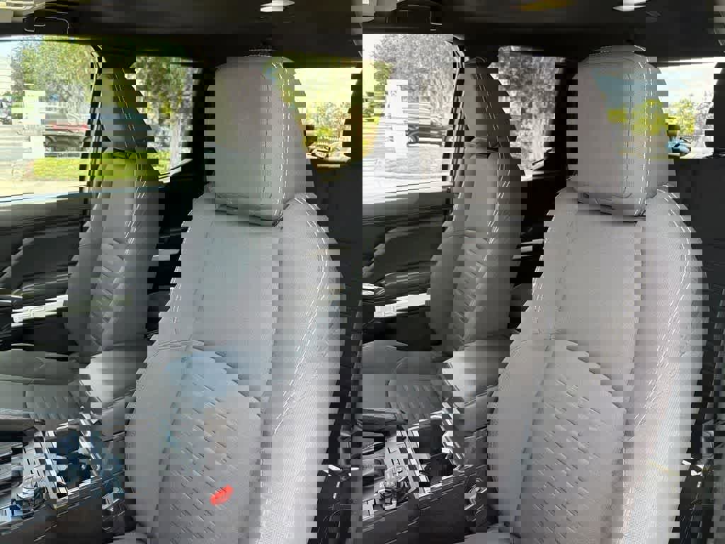 Used 2024 Toyota Tacoma TRD Off-Road image 25