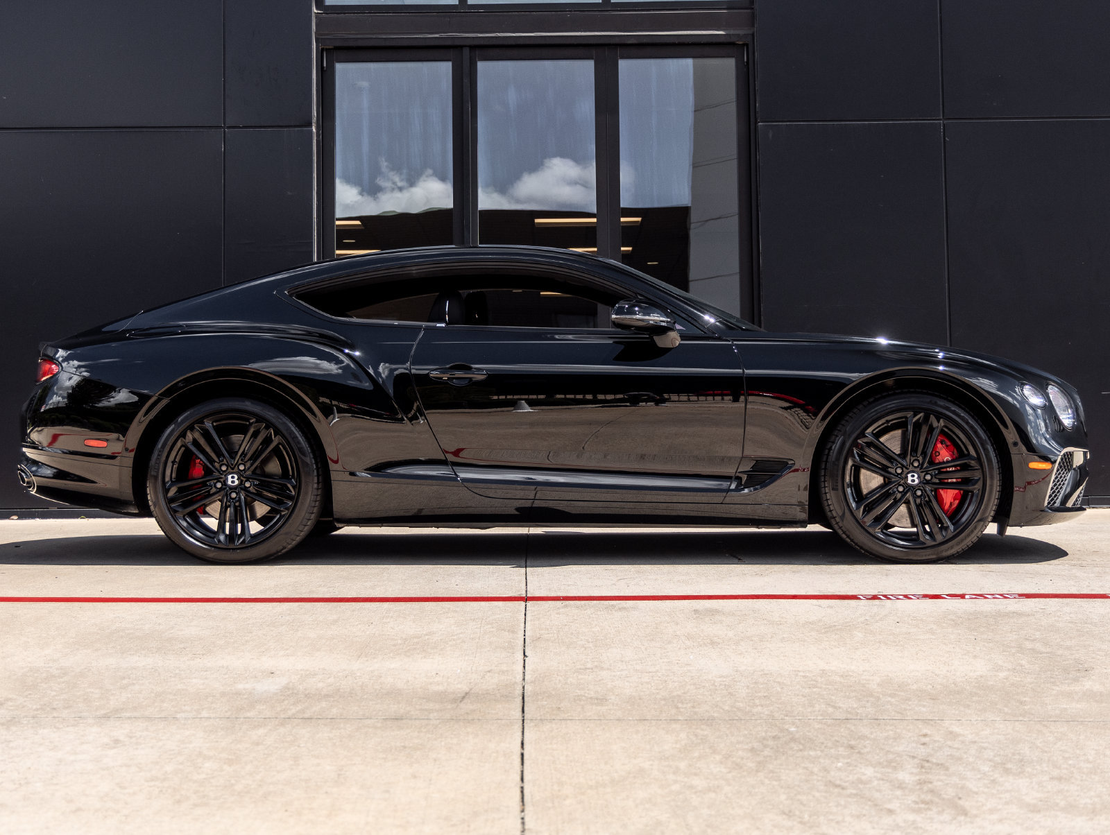 Used 2023 Bentley Continental GT Mulliner AWD/4WD image 10