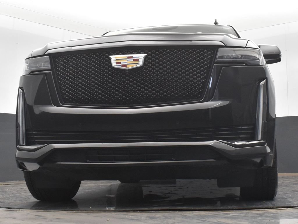 Used 2023 Cadillac Escalade Sport Platinum w/ Heavy-Duty Trailer Package AWD/4WD image 20