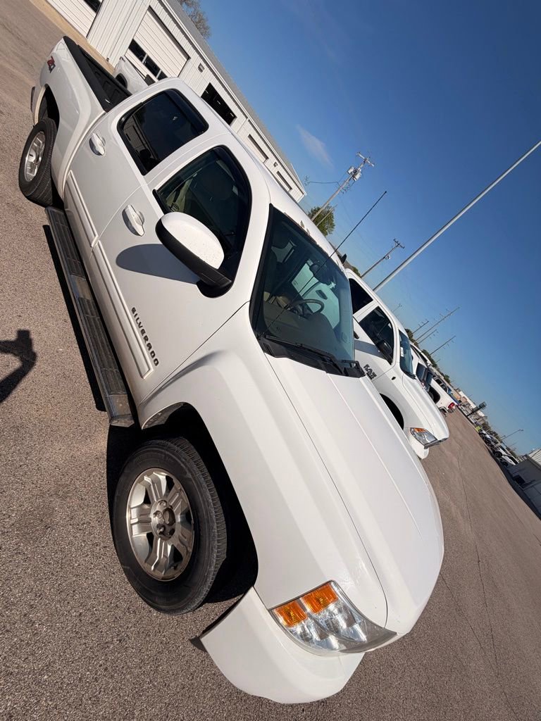 Used 2014 Chevrolet Silverado 1500 LT w/ All Star Edition image 3