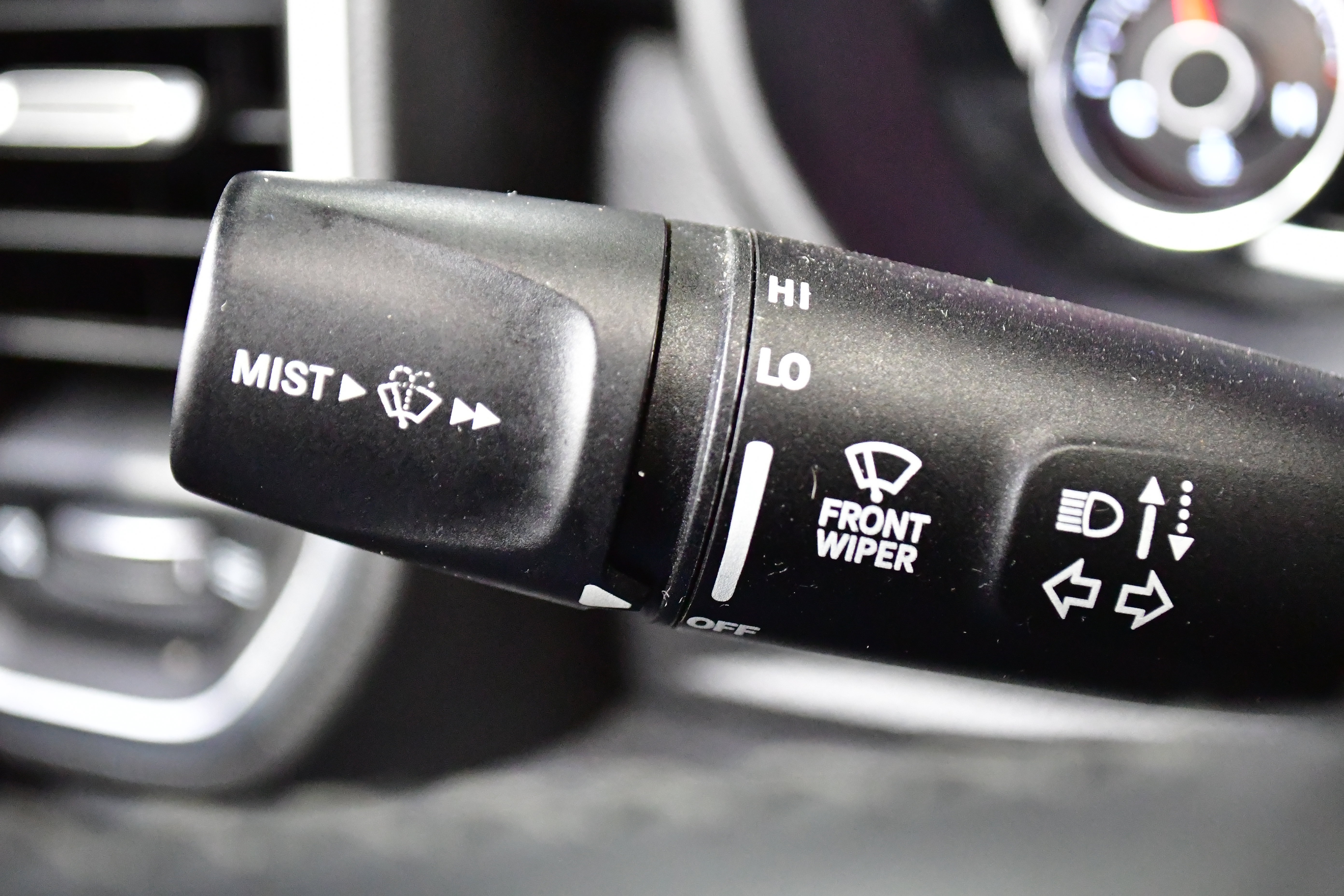 Used 2019 RAM 1500 Laramie w/ Sport Appearance Package AWD/4WD image 21