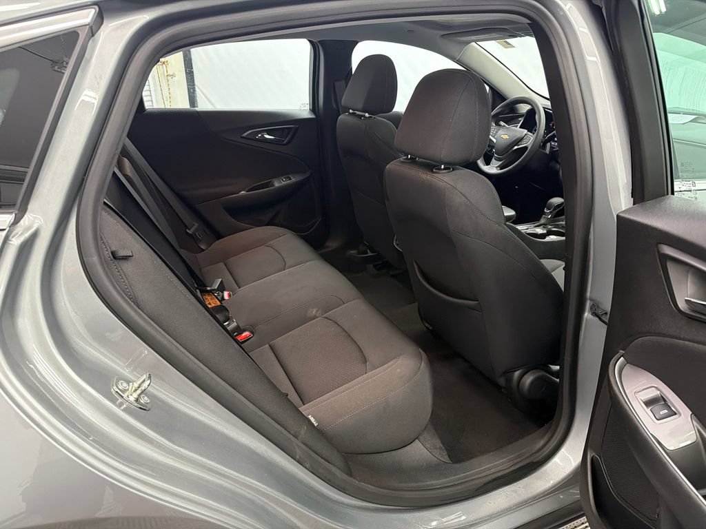 Used 2024 Chevrolet Malibu LT FWD image 16