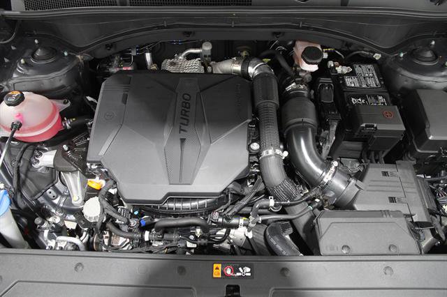 Used 2023 Hyundai Santa Fe Limited w/ Cargo Package image 21