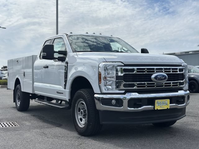 New 2024 Ford F350 XL w/ Snow Plow Prep Package AWD/4WD image 28