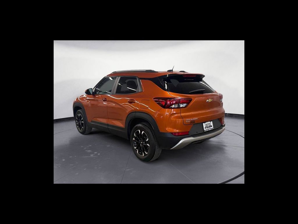 Used 2022 Chevrolet TrailBlazer LT w/ Driver Confidence Package AWD/4WD image 4