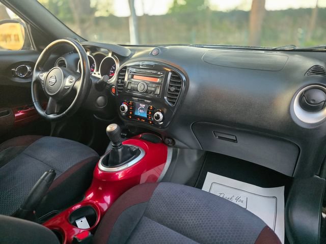 Used 2014 Nissan Juke SV FWD image 29