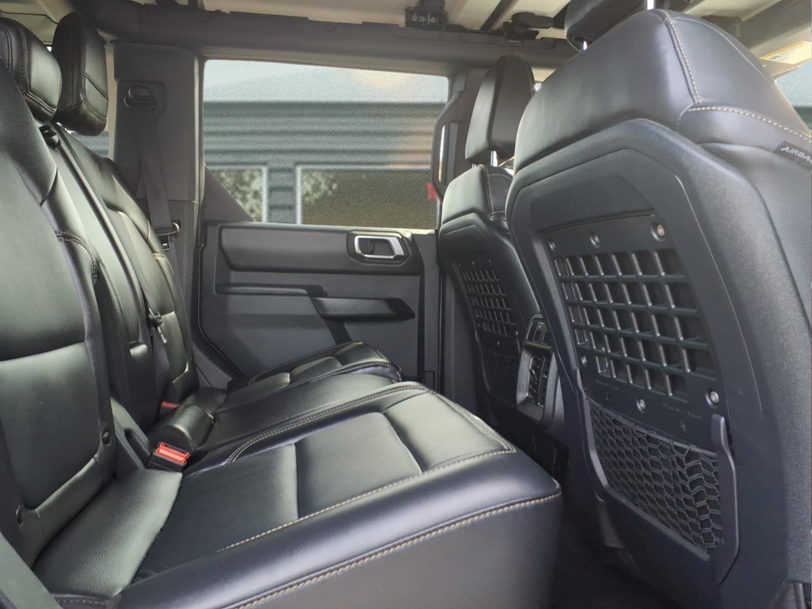 Used 2025 Ford Bronco Badlands AWD/4WD image 12
