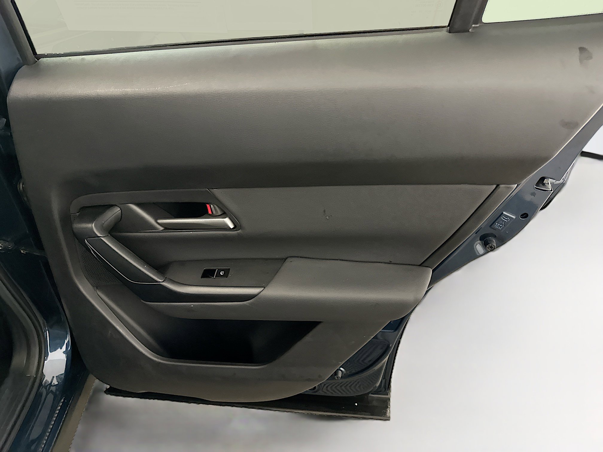 Used 2025 MAZDA CX-50 AWD 2.5 S w/ Premium Package image 33