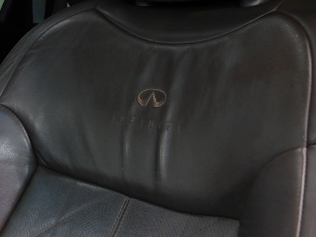 Used 2010 INFINITI FX35 AWD w/ Technology Pkg image 38