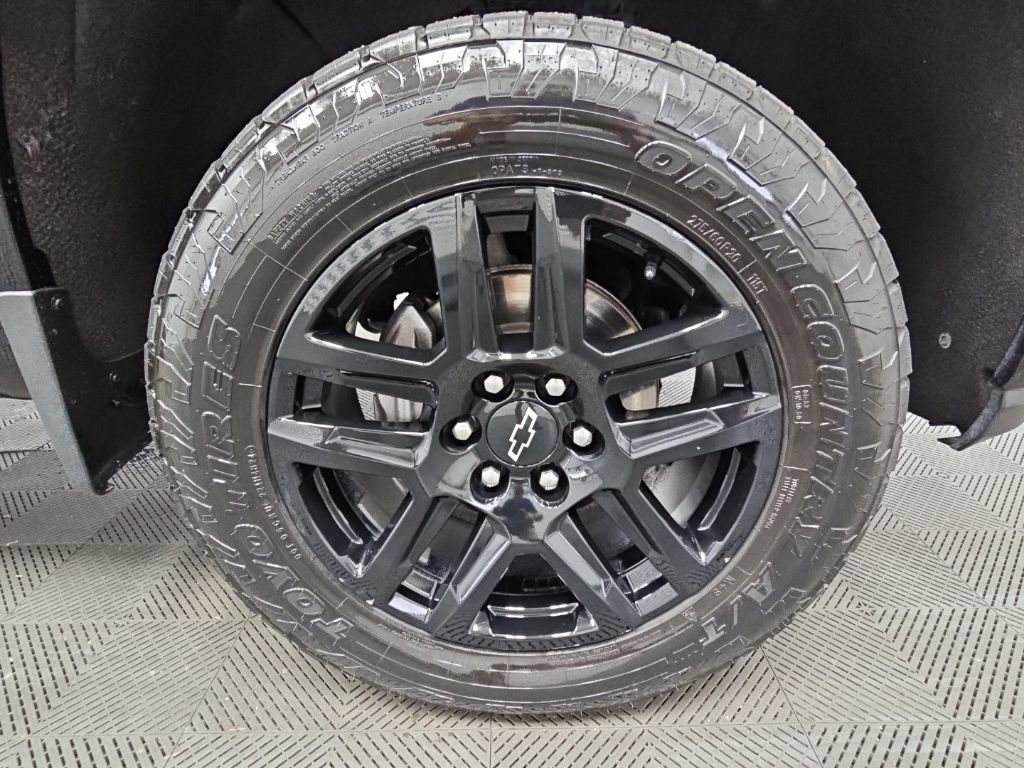 Used 2022 Chevrolet Silverado 1500 LT Trail Boss w/ Safety Package AWD/4WD image 45