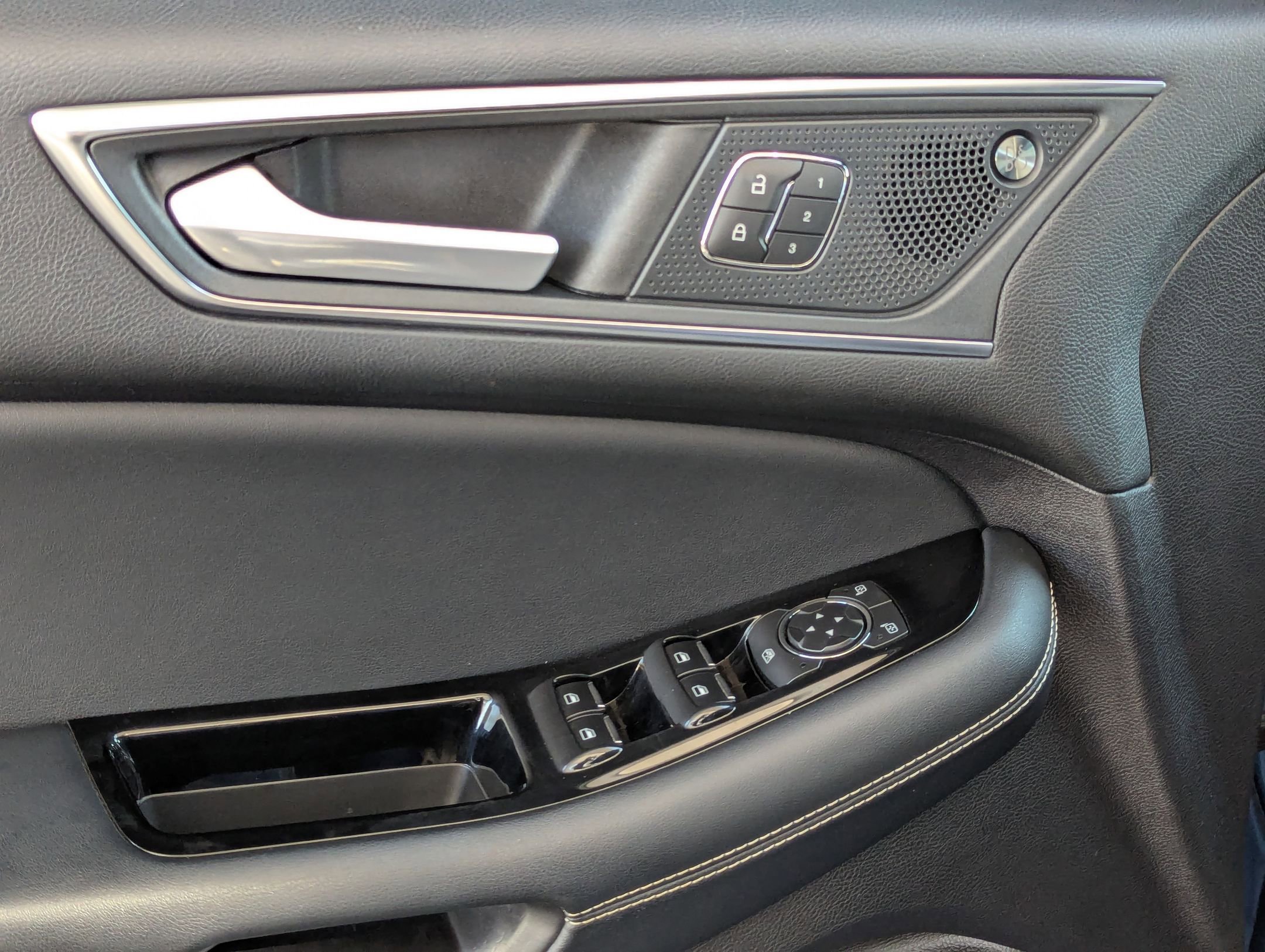 Used 2019 Ford Edge ST w/ Equipment Group 401A image 12