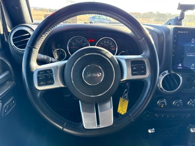 Used 2017 Jeep Wrangler Unlimited Rubicon image 21