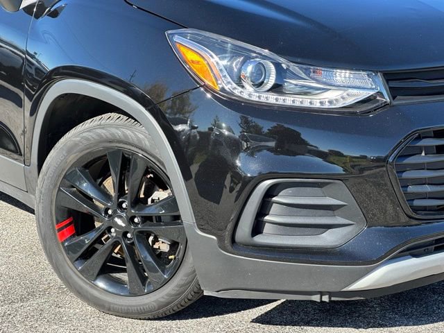 Used 2021 Chevrolet Trax LT w/ Redline Edition image 9