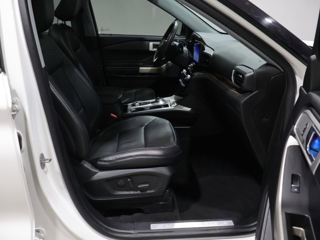 Used 2021 Ford Explorer Limited image 20