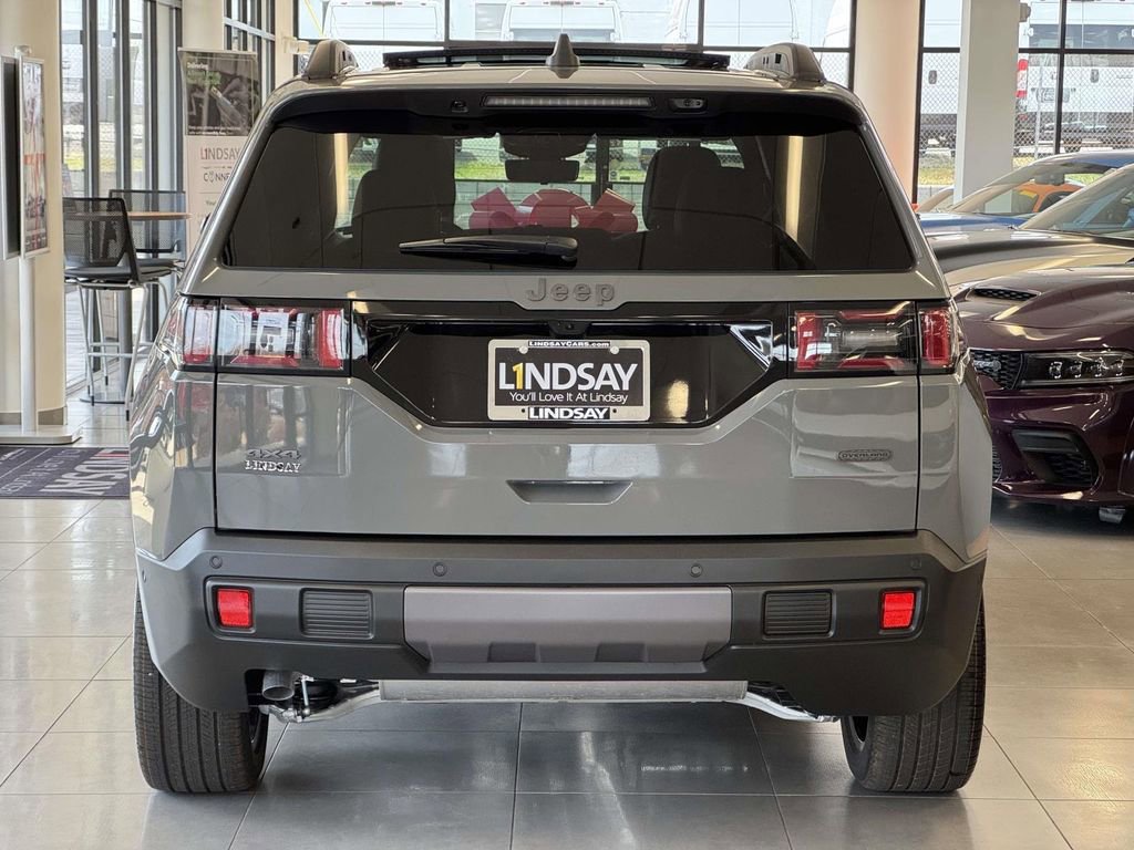 New 2026 Jeep Cherokee Overland image 5