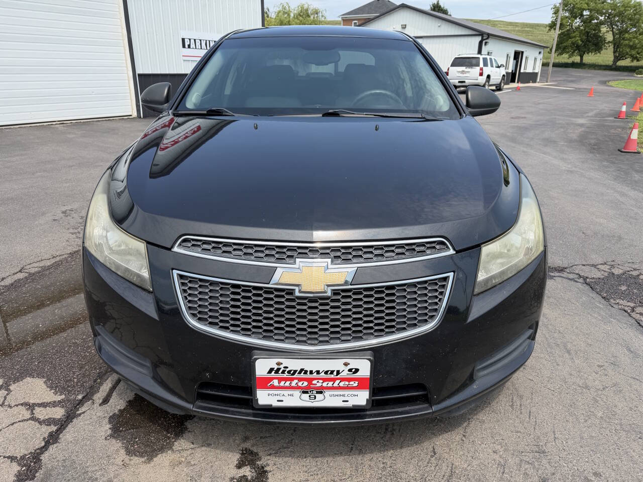 Used 2011 Chevrolet Cruze LS w/ Connectivity Package FWD image 8