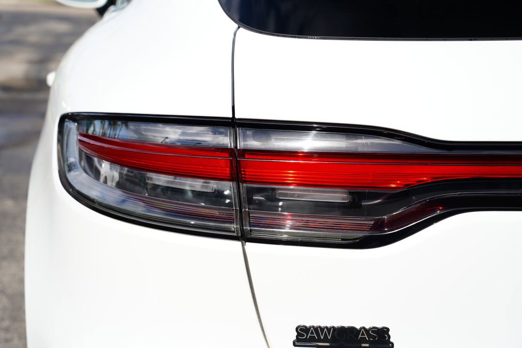 Used 2019 Porsche Macan AWD/4WD image 13