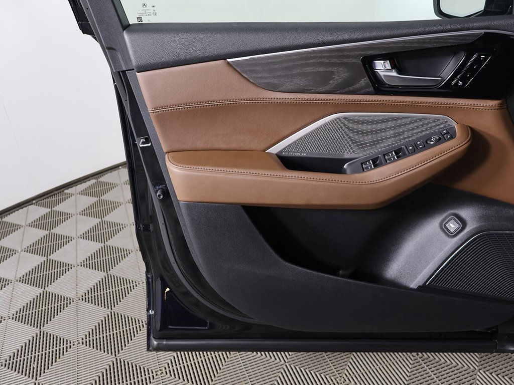 Used 2024 Acura MDX SH-AWD w/ Advance Package image 28