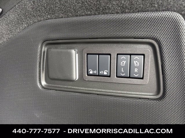 Certified 2025 Cadillac Escalade Sport Platinum w/ LPO, ONYX Package AWD/4WD image 7