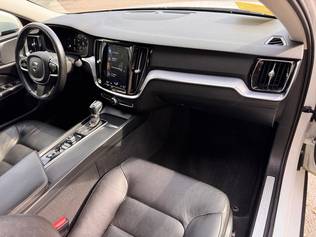 Used 2019 Volvo S60 T6 Momentum w/ Premium Package AWD/4WD image 27