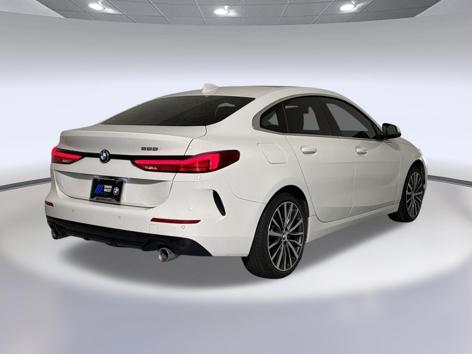 Certified 2022 BMW 228i Gran Coupe w/ Convenience Package FWD image 9