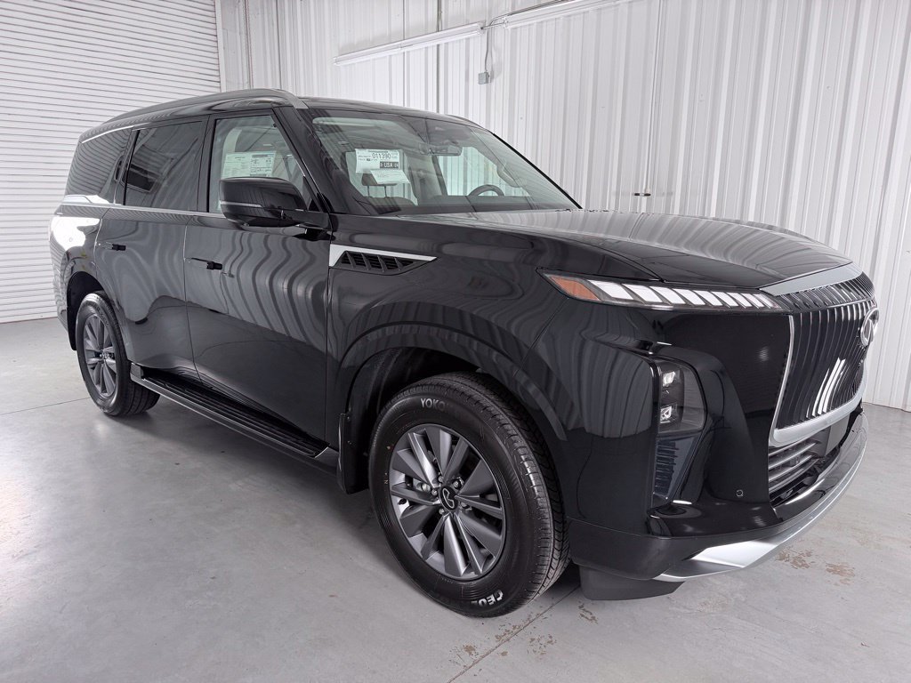Used 2026 INFINITI QX80 Pure w/ Cargo Package RWD image 3