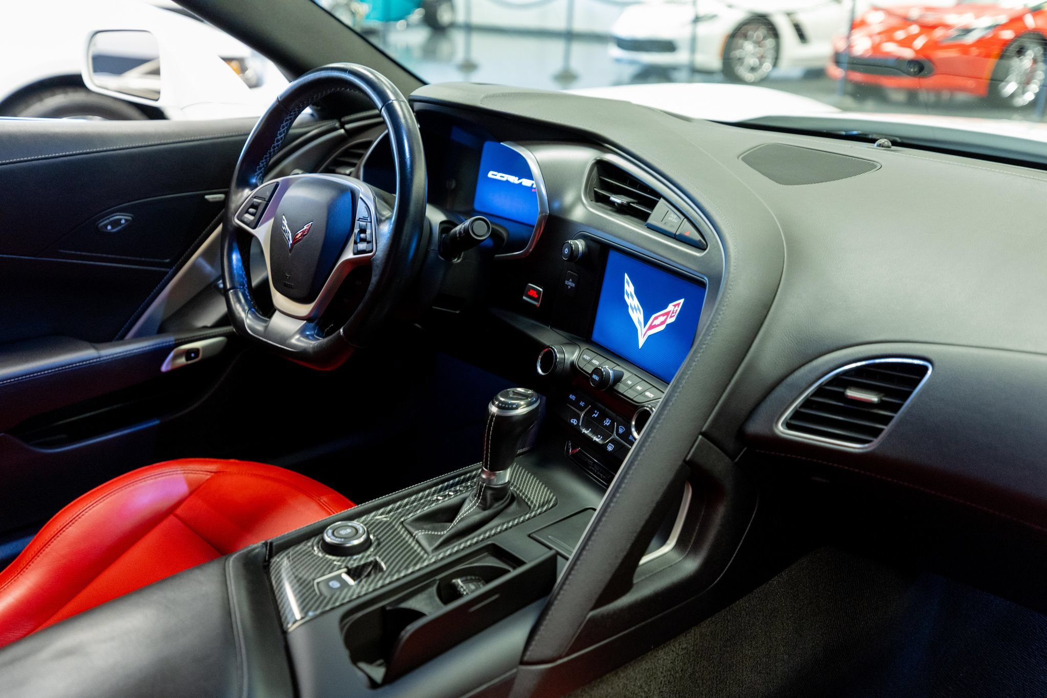 Used 2018 Chevrolet Corvette Stingray Coupe w/ 1LT RWD image 12