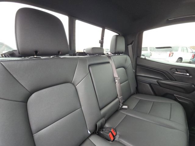 Used 2024 Chevrolet Colorado LT w/ LT Convenience Package III image 15