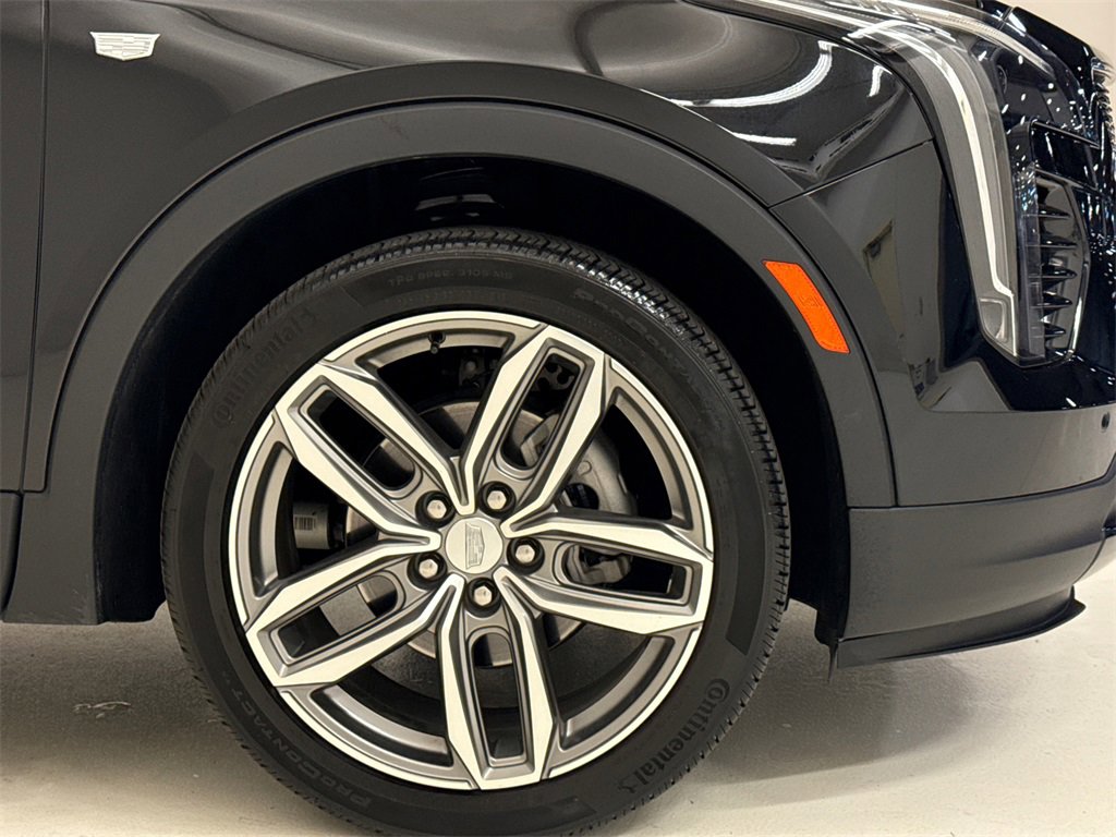 Used 2022 Cadillac XT4 Sport w/ Safety Alert Package image 5
