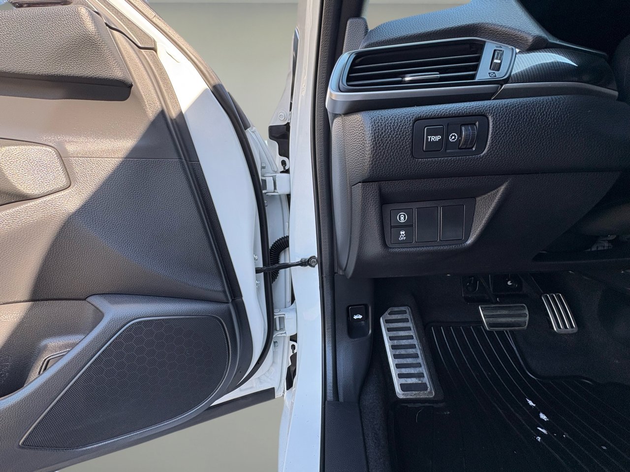 Used 2020 Honda Accord Sport image 13