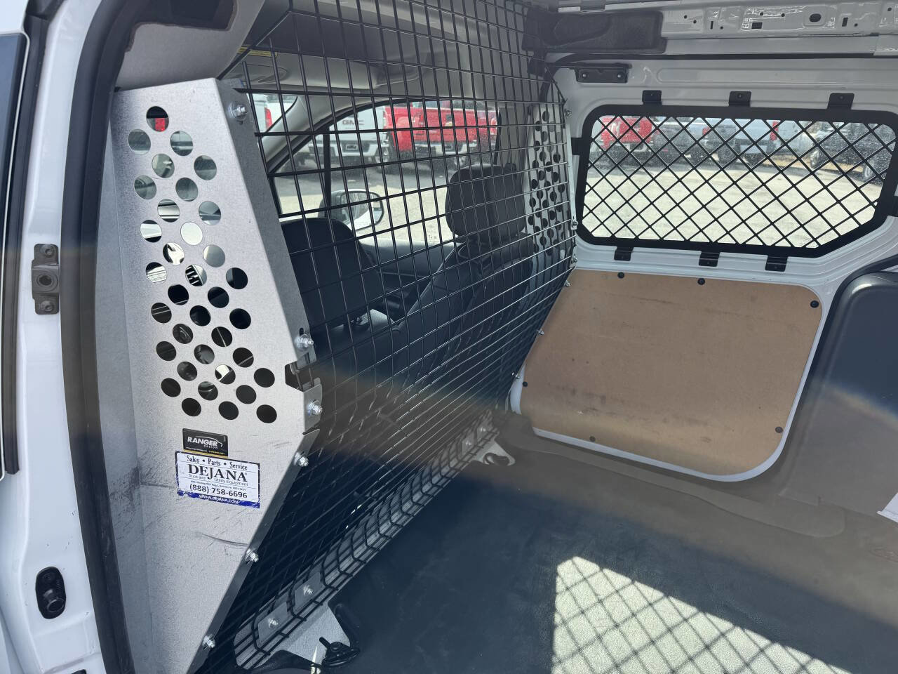 Used 2022 Ford Transit Connect XL image 7