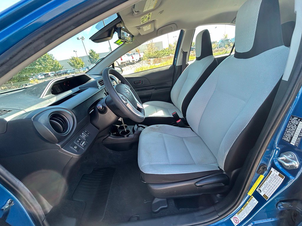 Used 2017 Toyota Prius C One FWD image 12