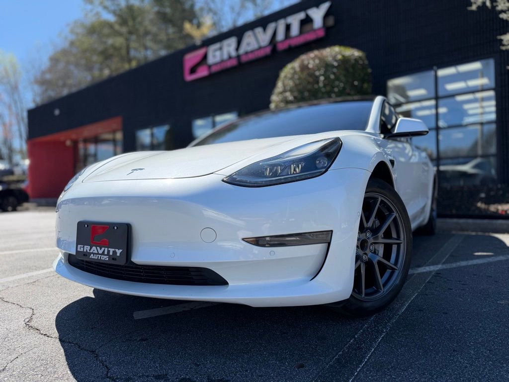 Used 2021 Tesla Model 3 Standard Range Plus image 2