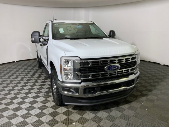 New 2025 Ford F350 XLT w/ 360-Degree Camera Package image 5